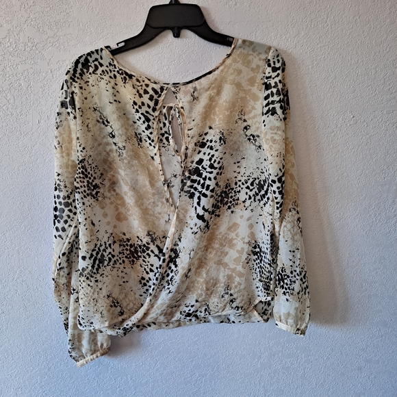 Pout Snakeskin/Reptile Print Blouse - Picture 6 of 6